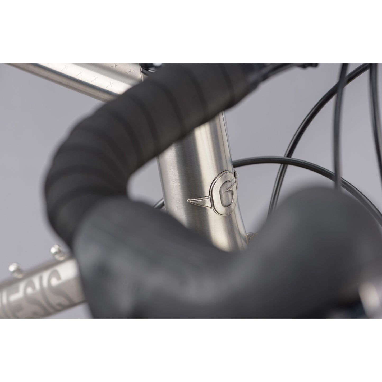 Genesis - CROIX DE FER TI SM - Grå