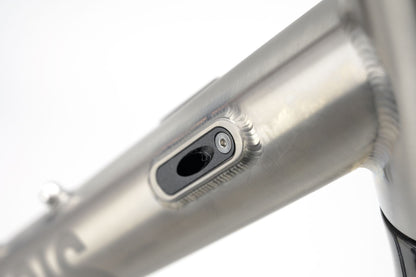 Genesis - Croix De Fer Titanium Frameset
