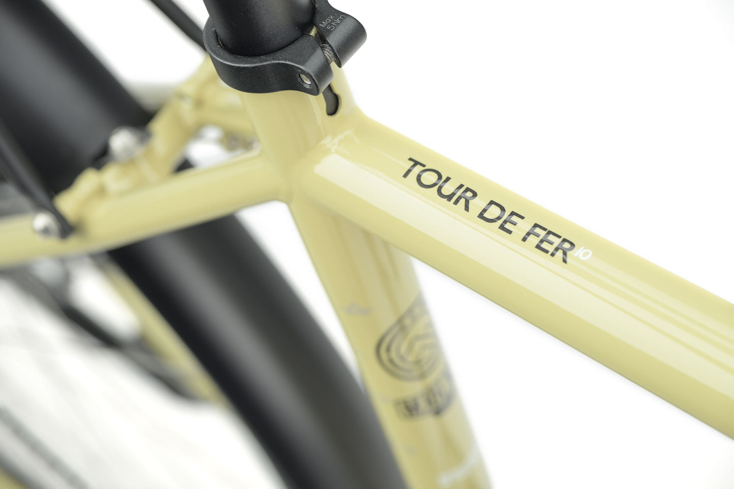 Geneis - Tour De Fer 10